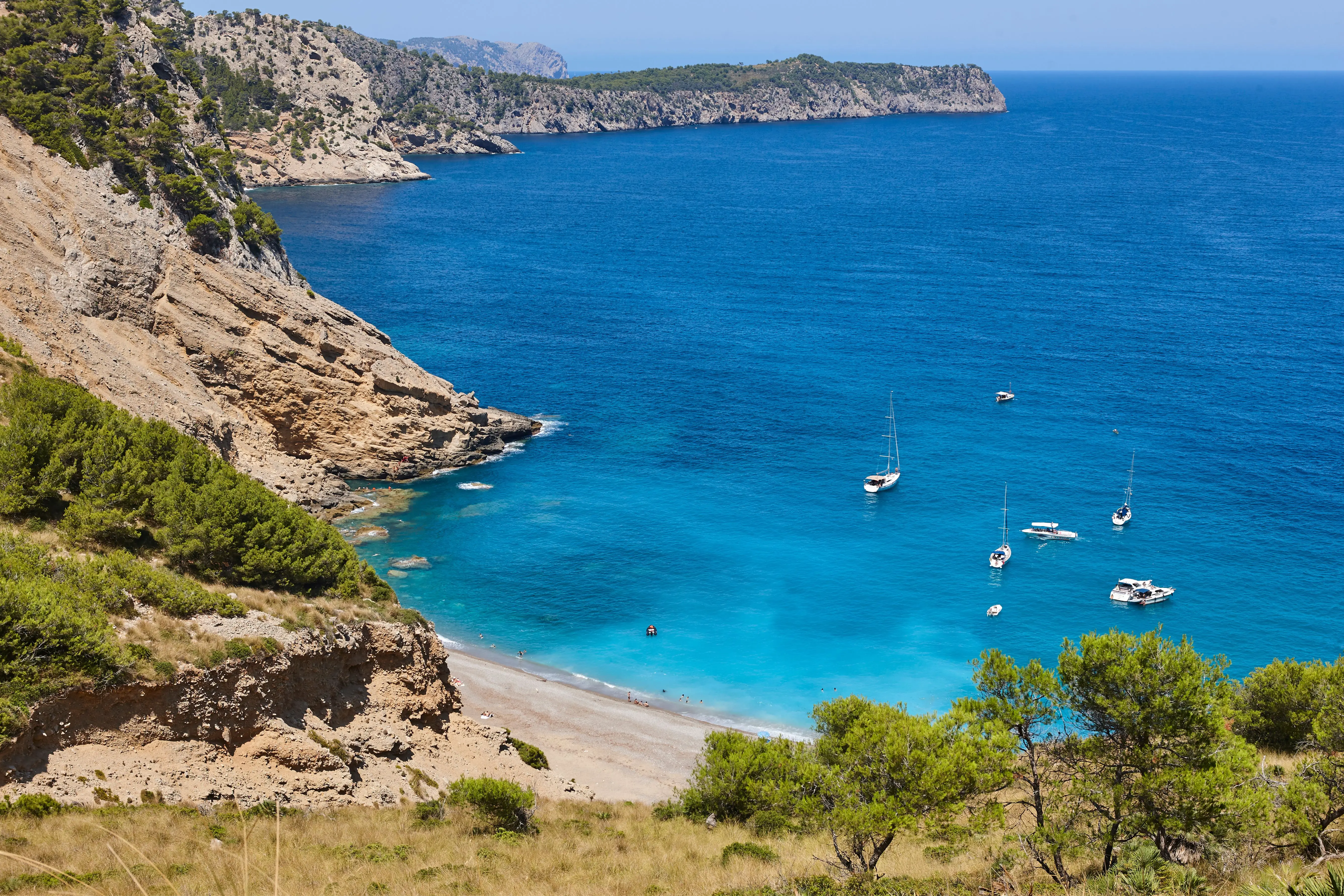 Entdecken Sie das verborgene Juwel: Der Strand Es Coll Baix